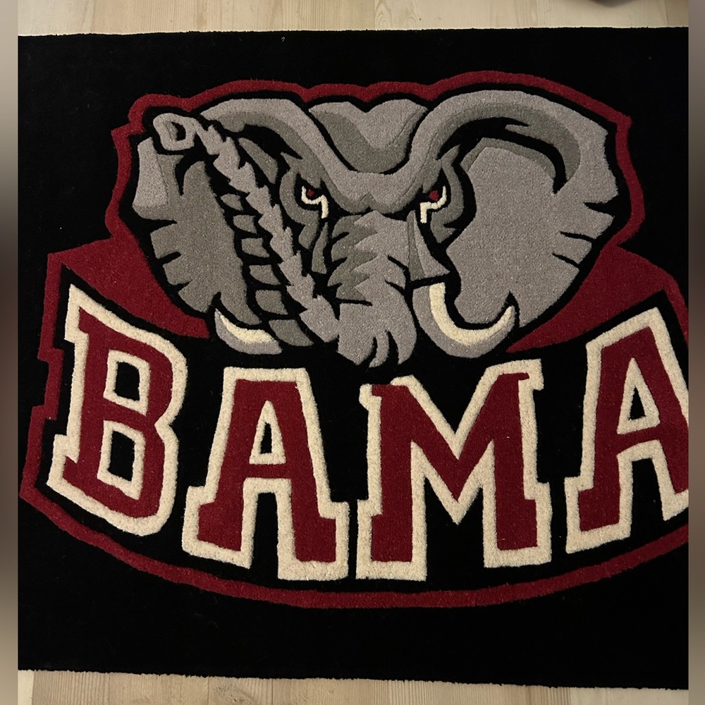 Alabama 3’ x 5’ rug Black and Red